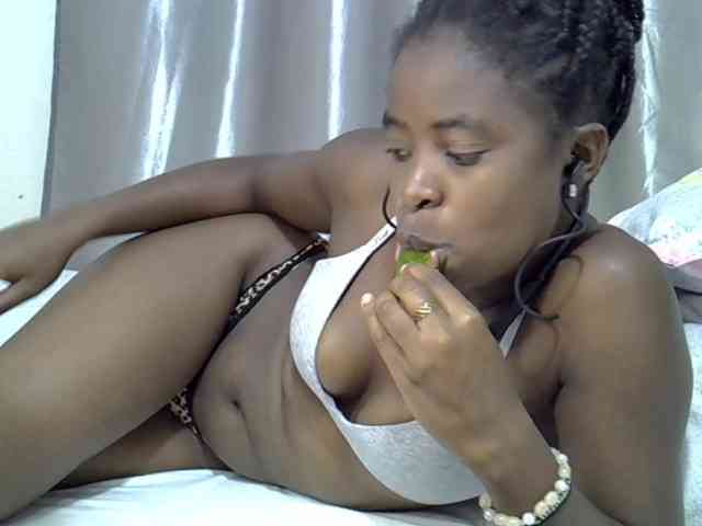 sweet-cherrie webcam