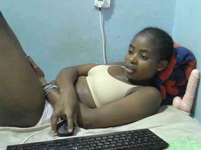 sweet-cherrie webcam