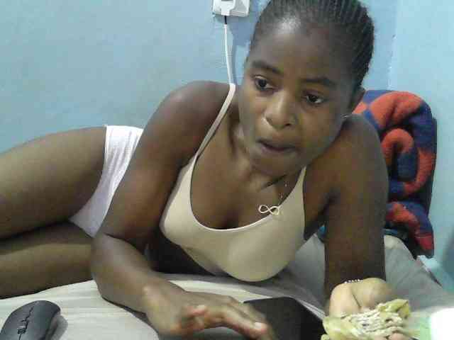 sweet-cherrie webcam
