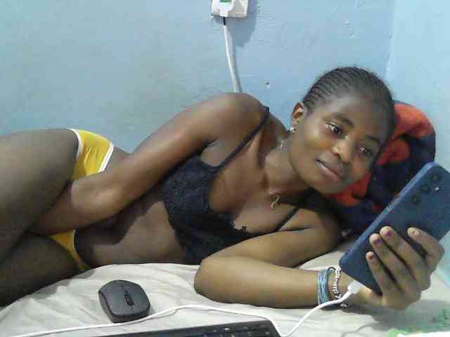 sweet-cherrie webcam