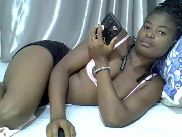 sweet-cherrie webcam