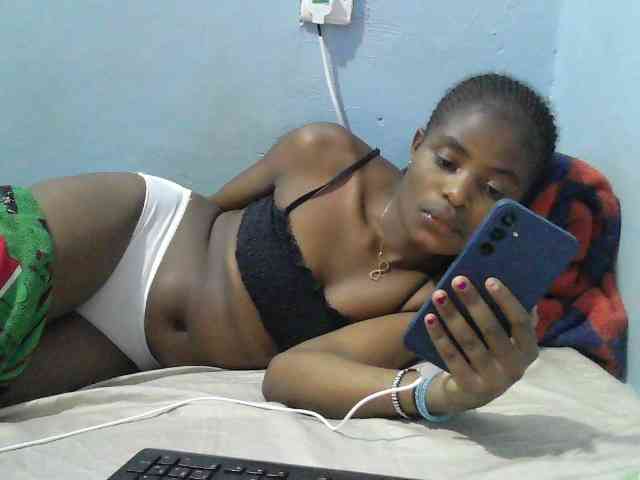 sweet-cherrie webcam