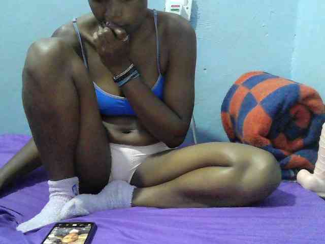 sweet-cherrie webcam