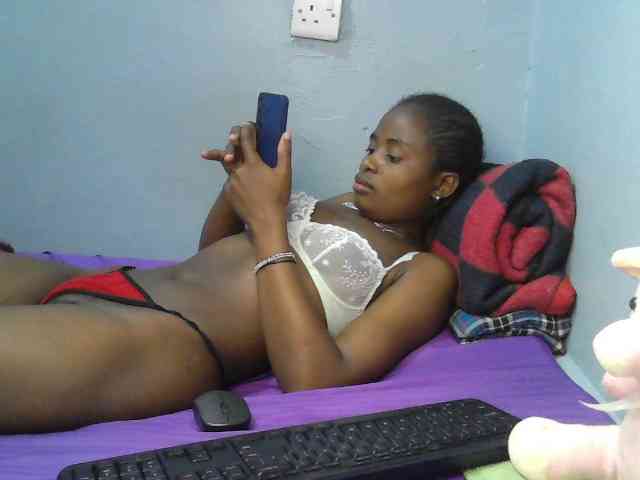 sweet-cherrie webcam
