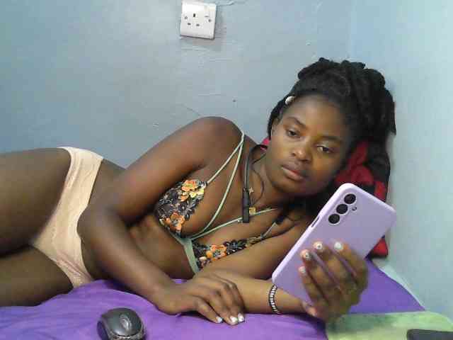 sweet-cherrie webcam