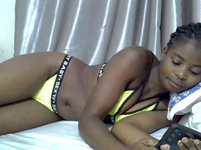 sweet-cherrie webcam