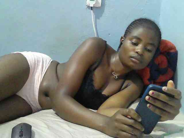 sweet-cherrie webcam