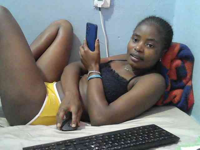 sweet-cherrie webcam