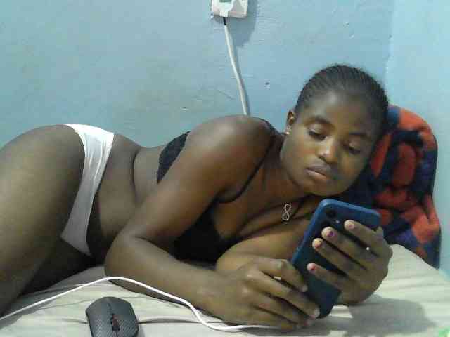 sweet-cherrie webcam