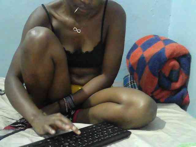sweet-cherrie webcam