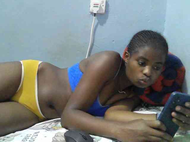 sweet-cherrie webcam