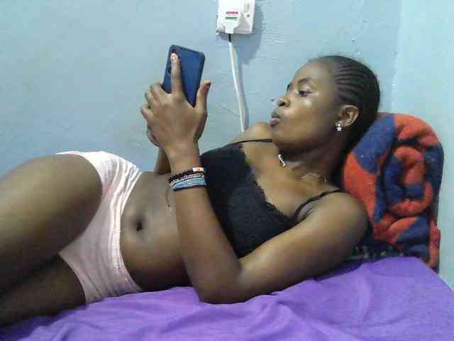 sweet-cherrie webcam