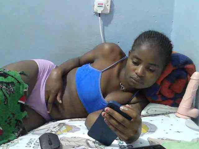 sweet-cherrie webcam