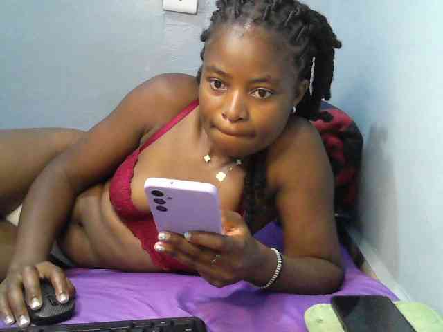 sweet-cherrie webcam