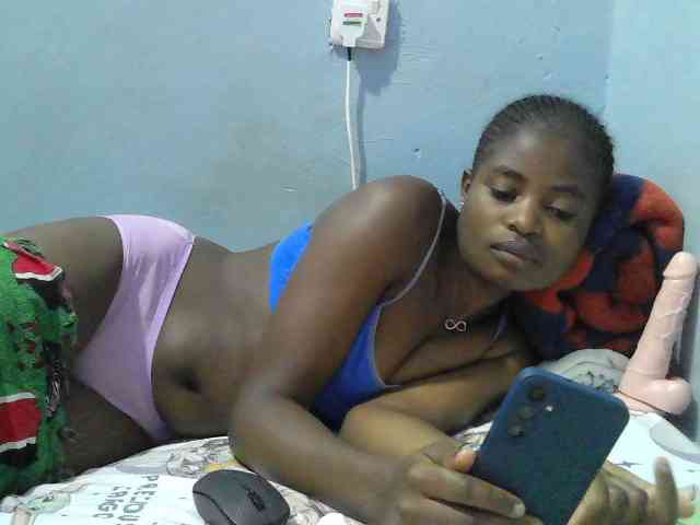 sweet-cherrie webcam