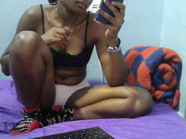 sweet-cherrie webcam