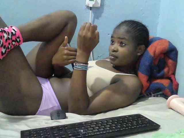 sweet-cherrie webcam