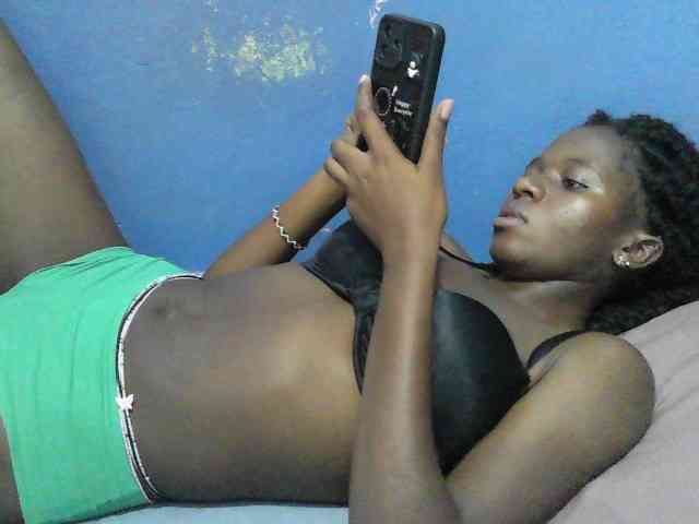 sweet-cherrie webcam