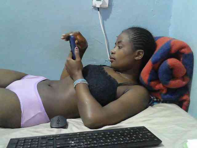sweet-cherrie webcam