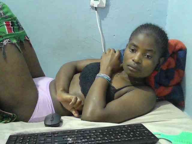 sweet-cherrie webcam