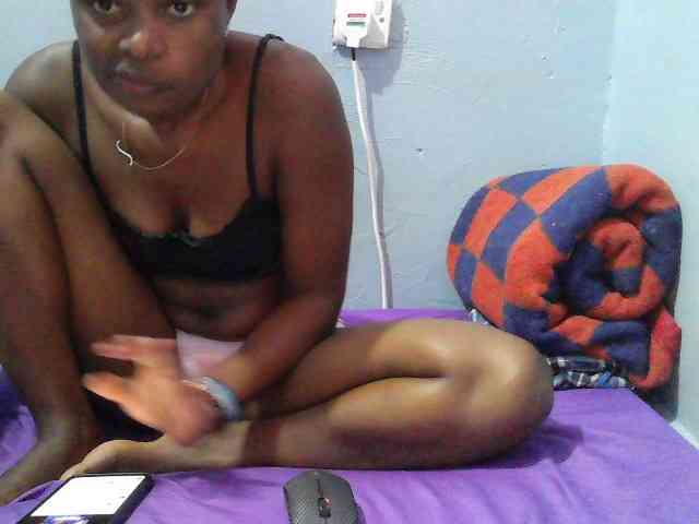 sweet-cherrie webcam