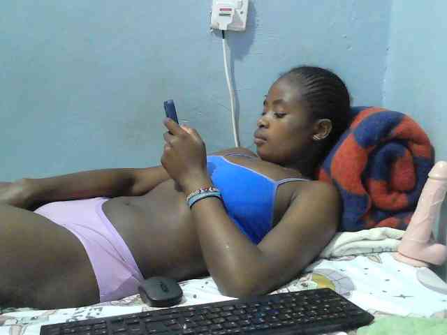 sweet-cherrie webcam