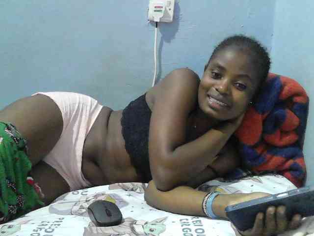 sweet-cherrie webcam