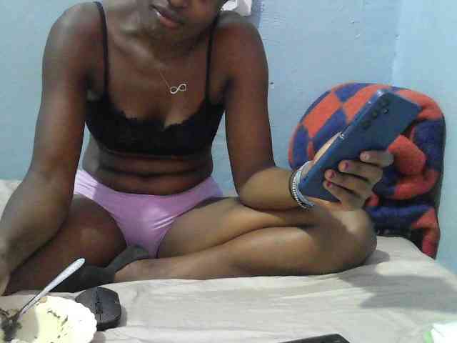sweet-cherrie webcam