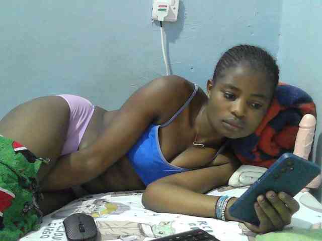 sweet-cherrie webcam