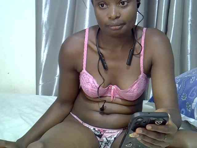 sweet-cherrie webcam