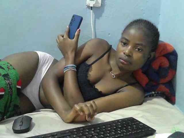 sweet-cherrie webcam