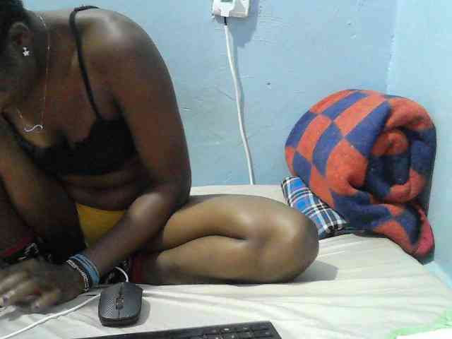 sweet-cherrie webcam