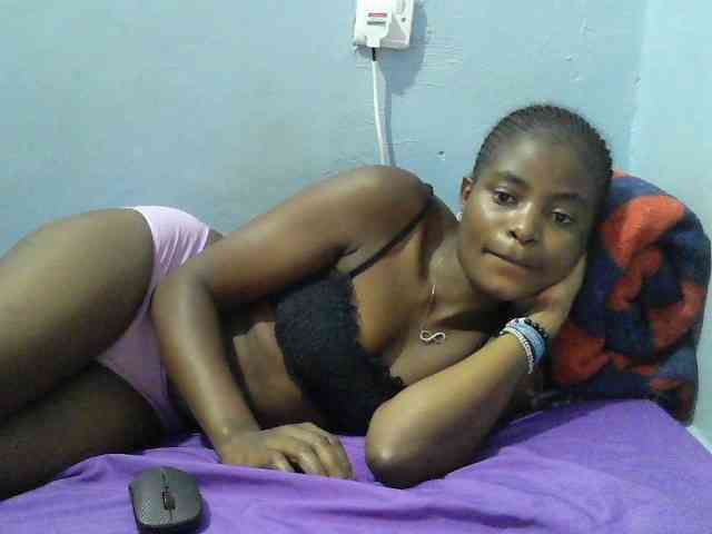 sweet-cherrie webcam