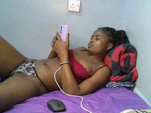 sweet-cherrie webcam