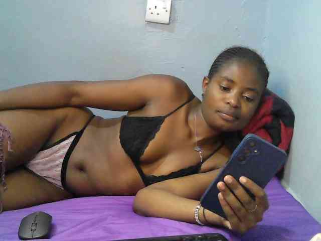 sweet-cherrie webcam