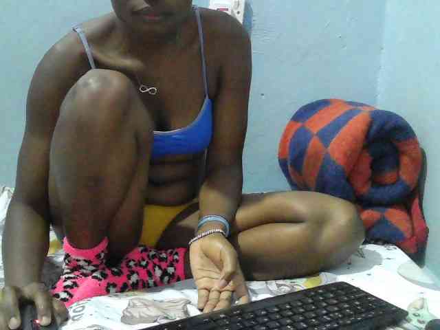 sweet-cherrie webcam