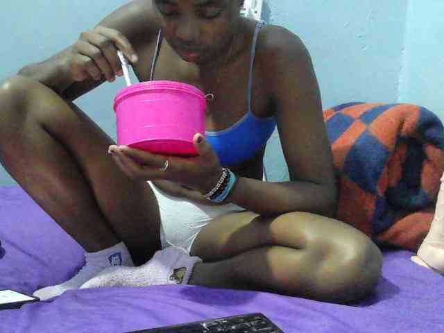 sweet-cherrie webcam