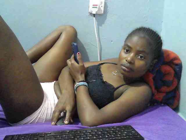 sweet-cherrie webcam