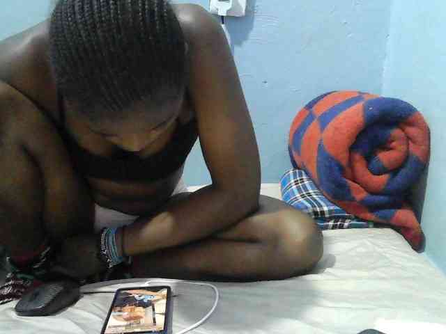 sweet-cherrie webcam