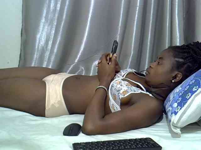 sweet-cherrie webcam