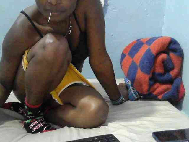 sweet-cherrie webcam