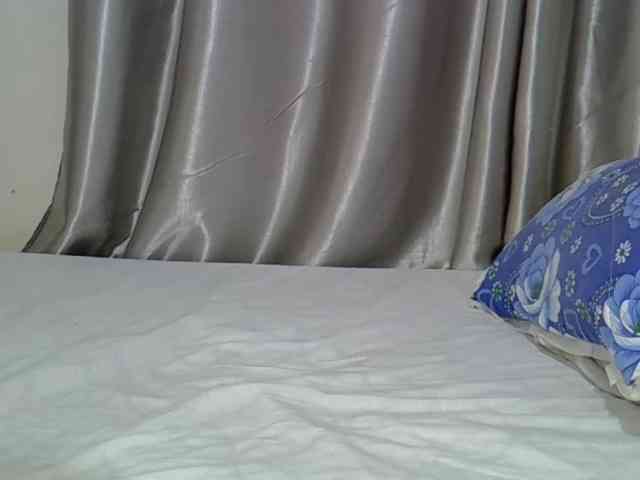 sweet-cherrie webcam