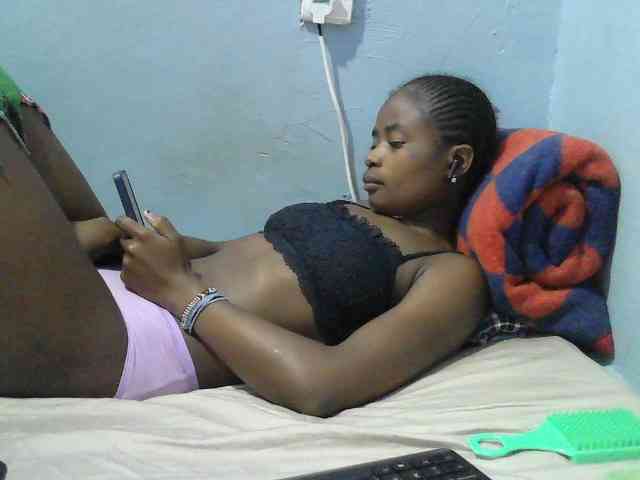 sweet-cherrie webcam