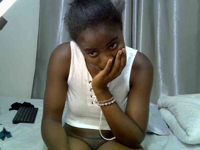 sweet-cherrie webcam