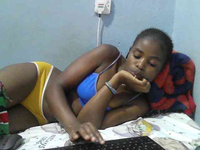 sweet-cherrie webcam