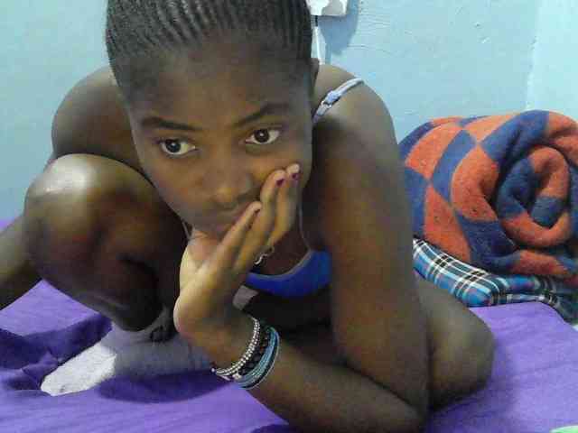 sweet-cherrie webcam