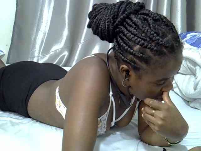 sweet-cherrie webcam