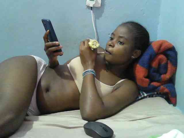 sweet-cherrie webcam