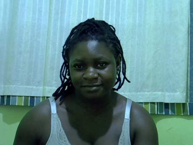 cute-liz from BongaCams