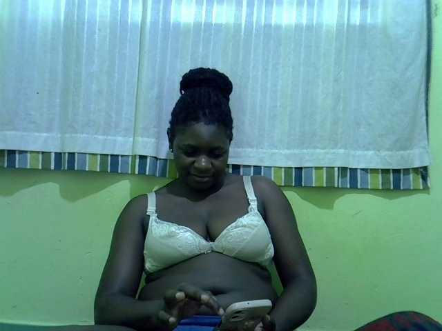 cute-liz Live Cam on BongaCams